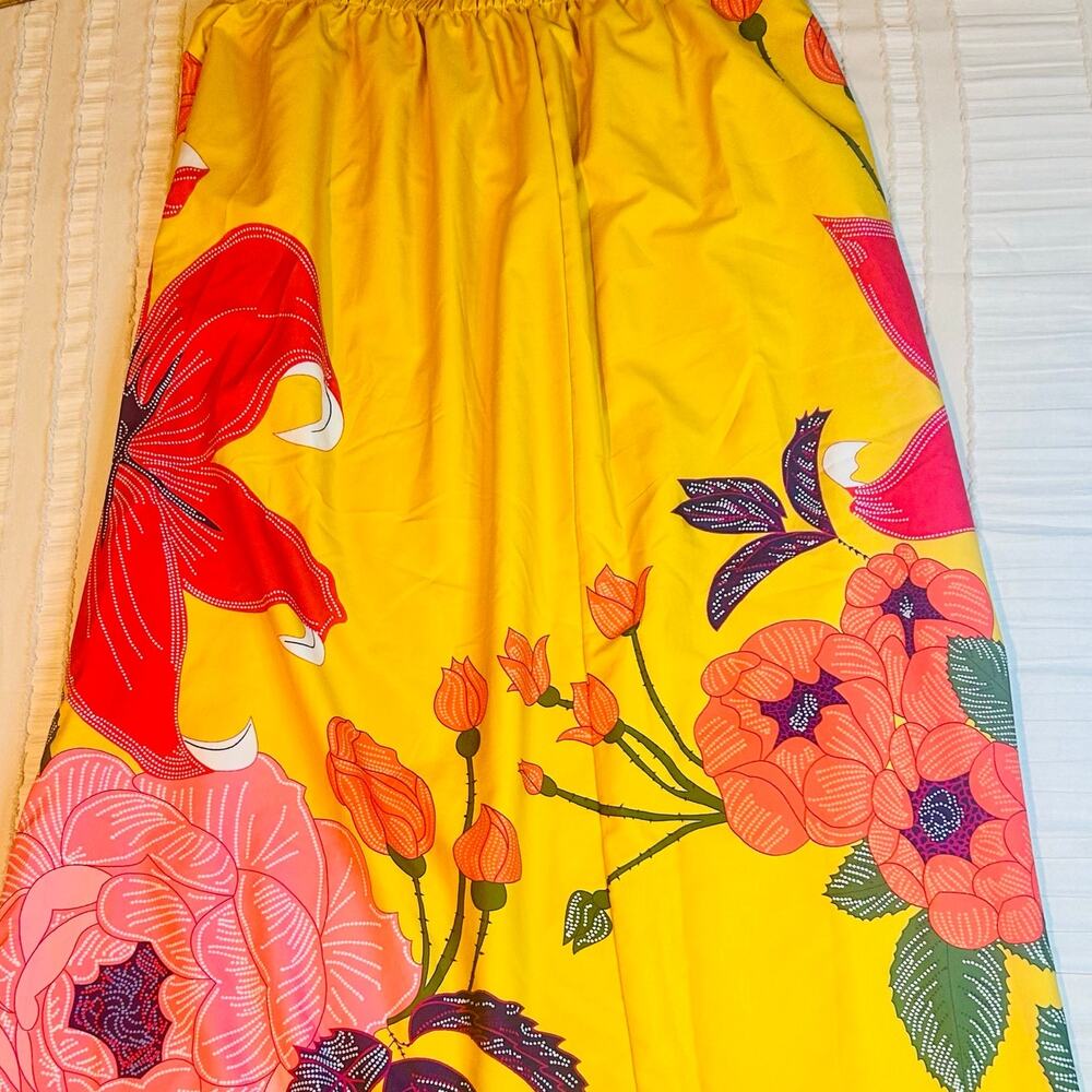 Yellow Floral Maxi Skirt Large Elastic Waist Boho Resort Vacation Cottagecore